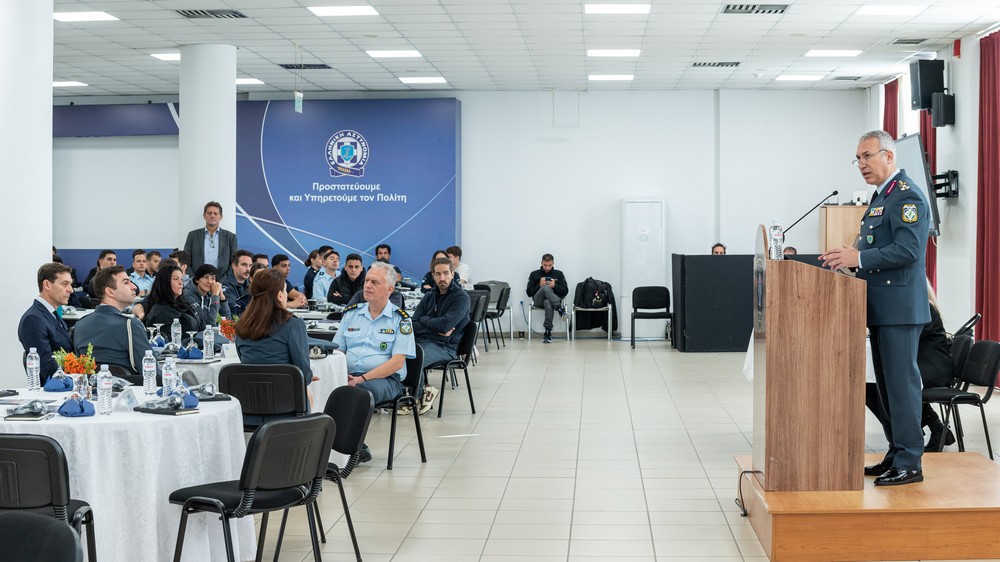 Ο Ρόλος της Εκπαίδευσης στην Αποτελεσματική Επιβολή του Νόμου — 12